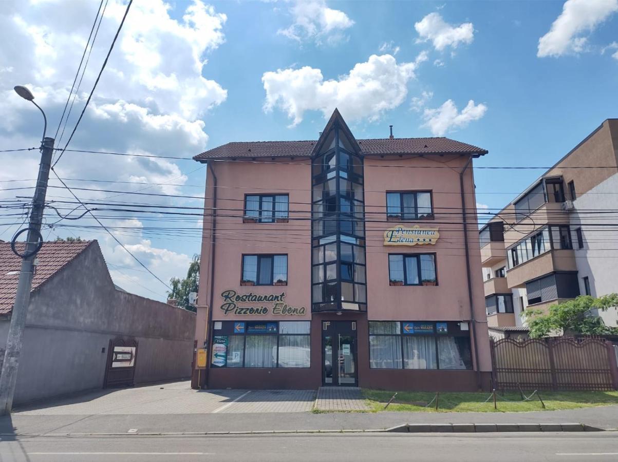 Bed & Breakfast Pensiunea Elena